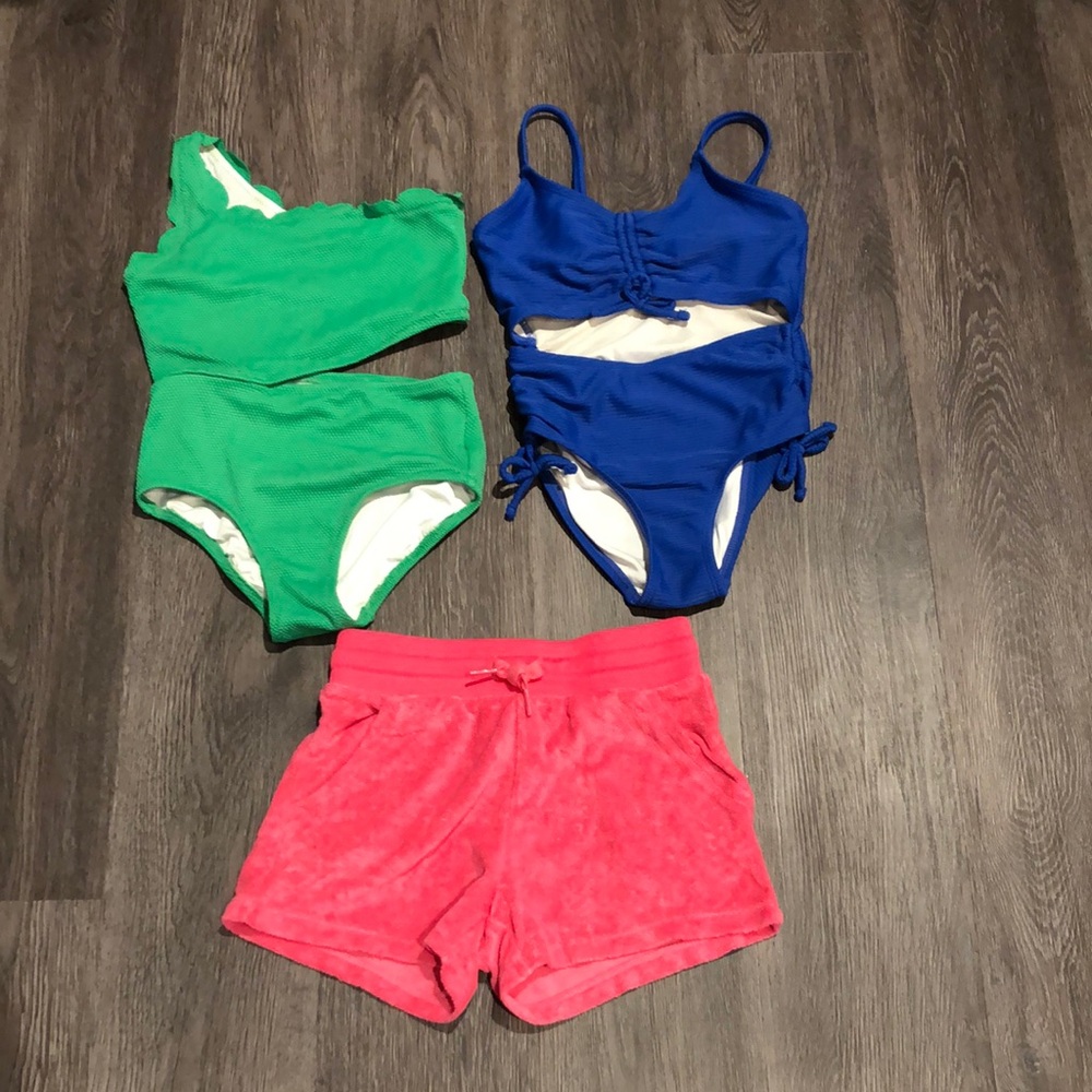 Old Navy (6-7) Lot of 2 Cut-Out Swimsuits Plus Gap (6-7) Terry Cloth Shorts